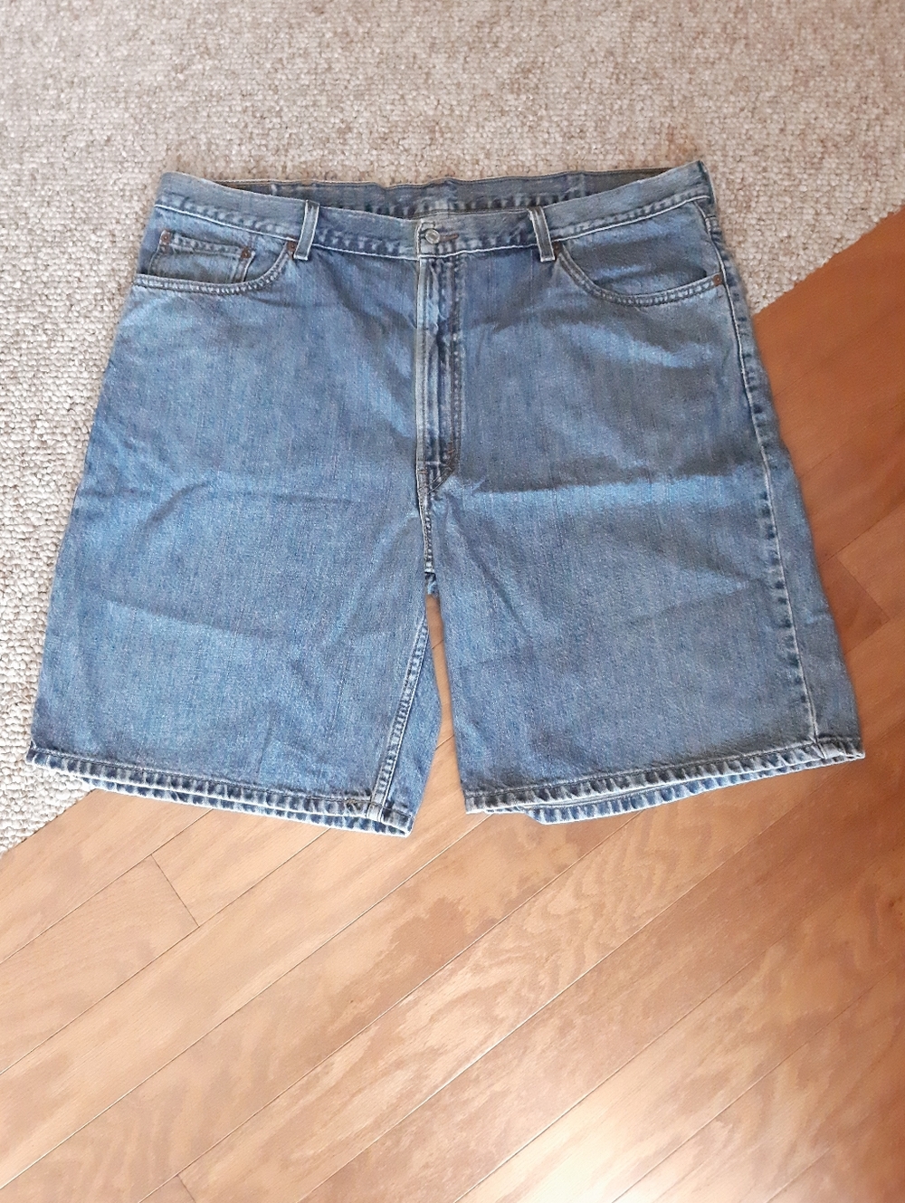 Levi's Relaxed Fit 550 Jean Shorts size 44 - Picture 9 of 10